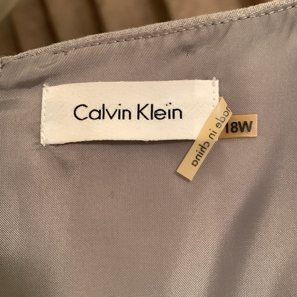 Calvin Klein sleeveless dress - Picture 4 of 4